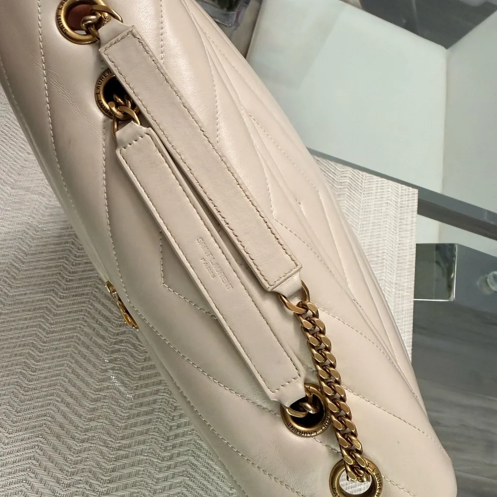 Yves Saint Laurent Ivory Quilted Shoulder Bag - Picture 4 of 6